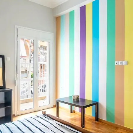 Spacious Close To Metro Apartment *